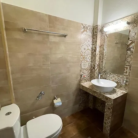 Mariannis Aparthotel